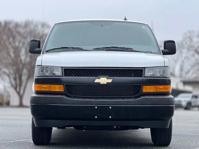 Used 2023 Chevrolet Express 3500 LS image 2
