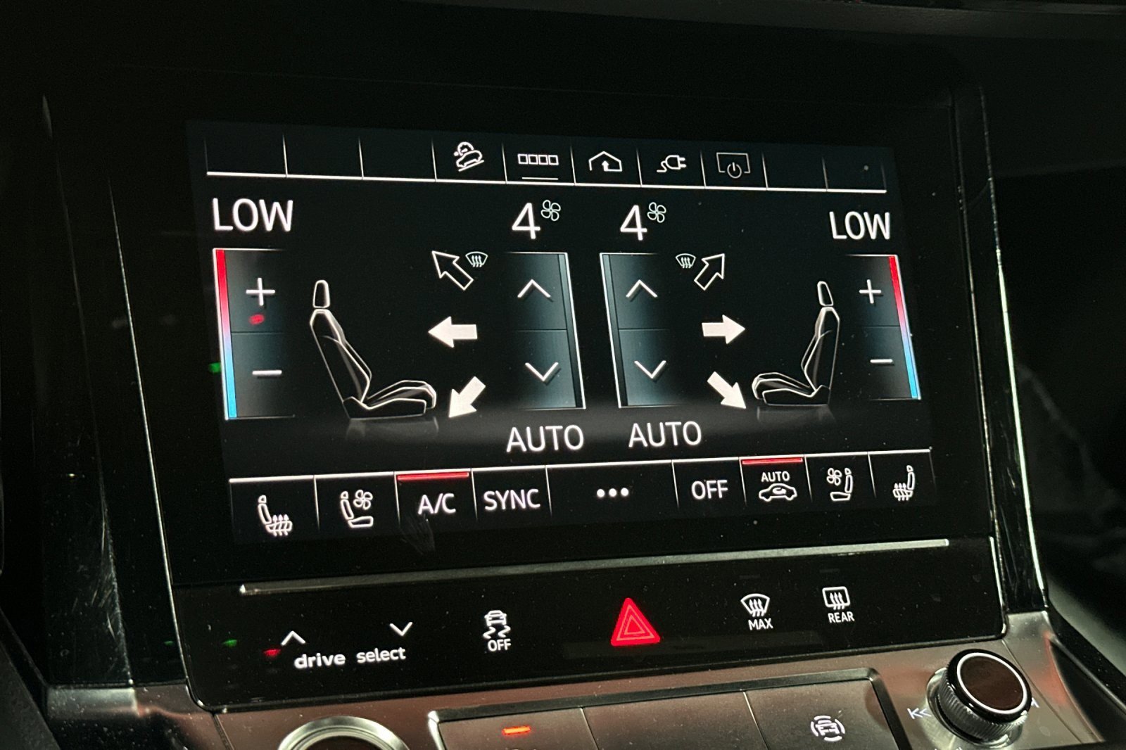 Certified 2023 Audi e-tron Premium Plus w/ Premium Plus Package image 20