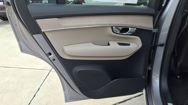 New 2026 Volvo XC90 B5 Core image 15
