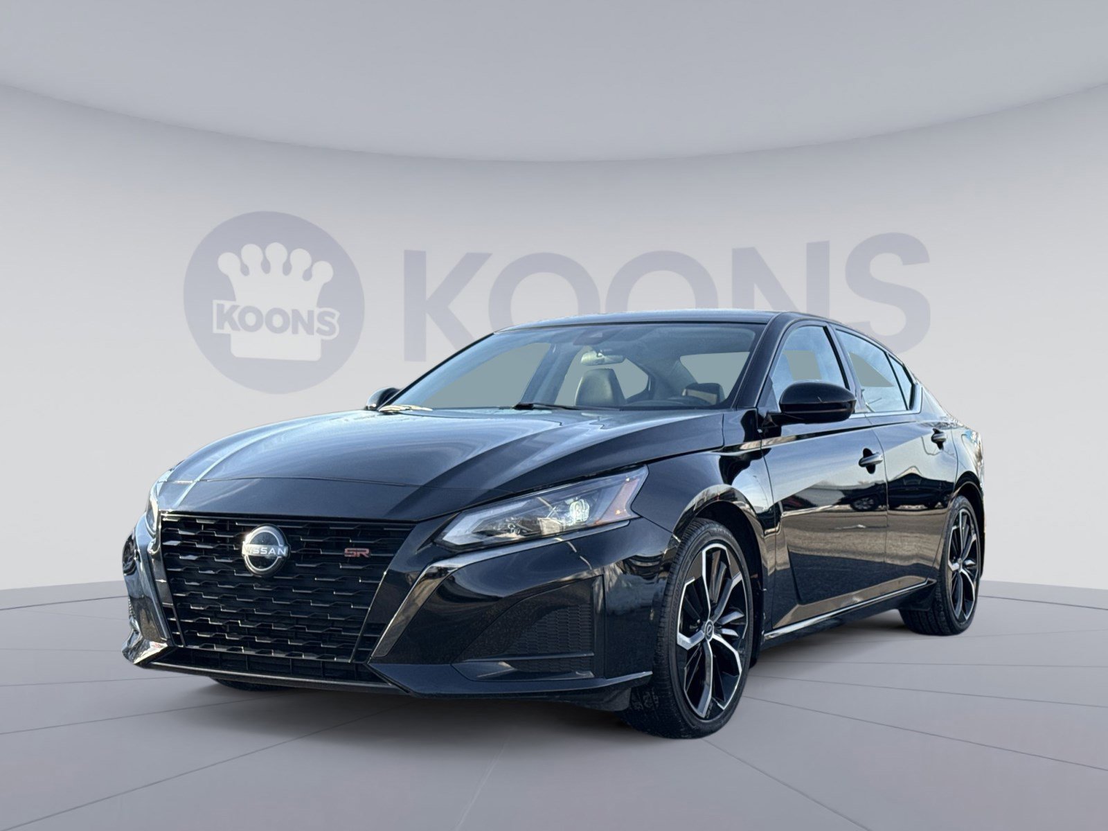 Used 2024 Nissan Altima 2.5 SR