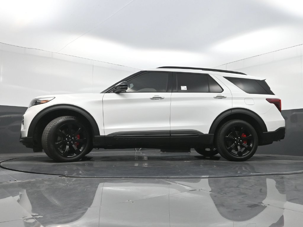 Used 2023 Ford Explorer ST w/ Equipment Group 401A AWD/4WD image 29