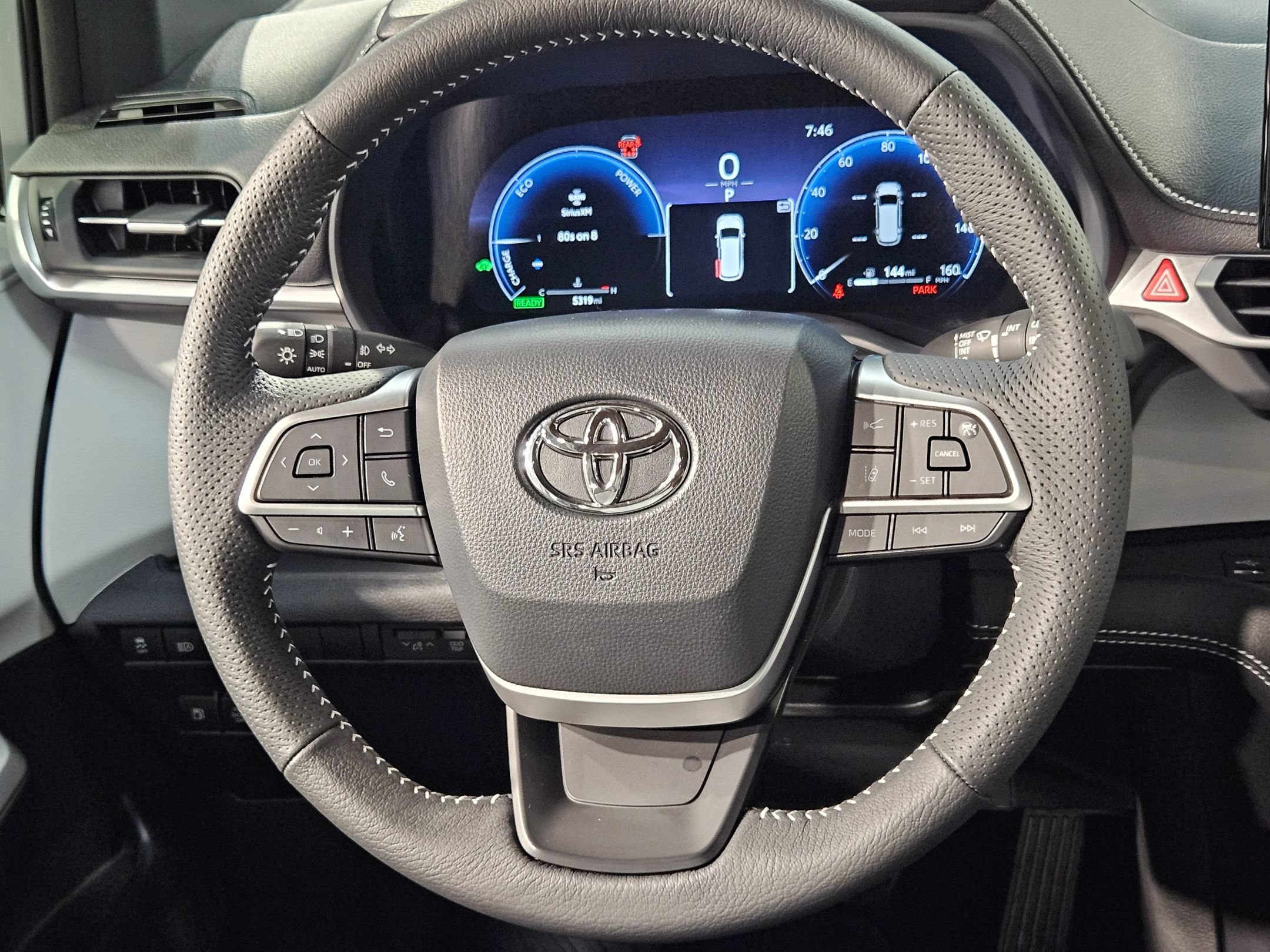 Certified 2025 Toyota Sienna XSE FWD image 27