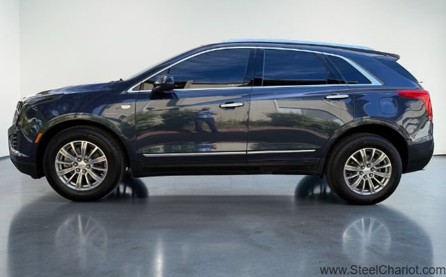 Used 2018 Cadillac XT5 Luxury w/ Driver Awareness Package FWD image 3