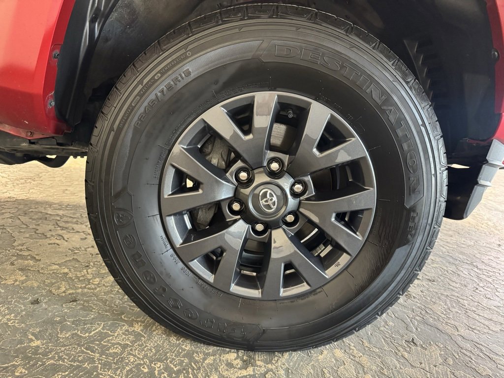 Used 2023 Toyota Tacoma SR5 image 27