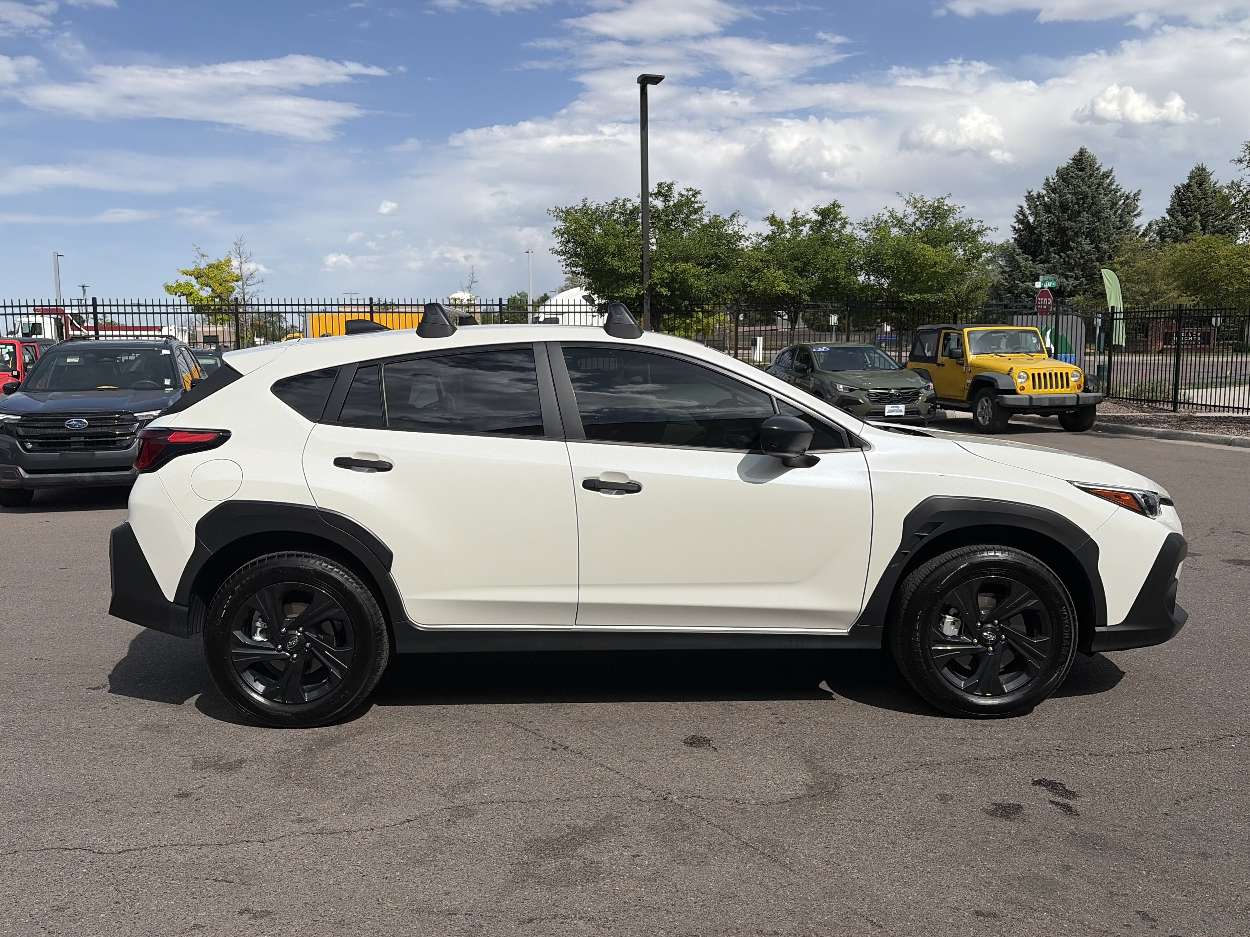 Used 2024 Subaru Crosstrek 2.0i AWD/4WD image 4