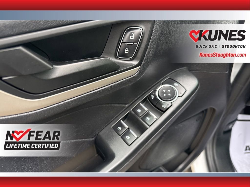 Used 2022 Ford Escape SE w/ Convenience Package image 23