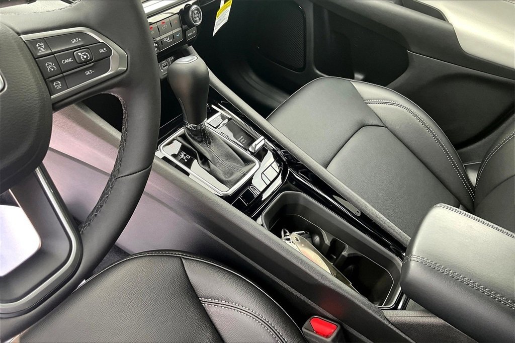 New 2025 Jeep Compass Limited image 8