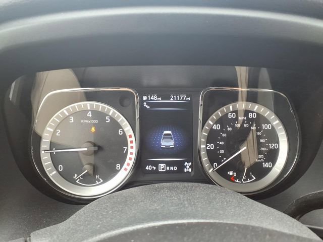 Used 2018 Nissan Titan SV w/ SV Convenience Package image 17