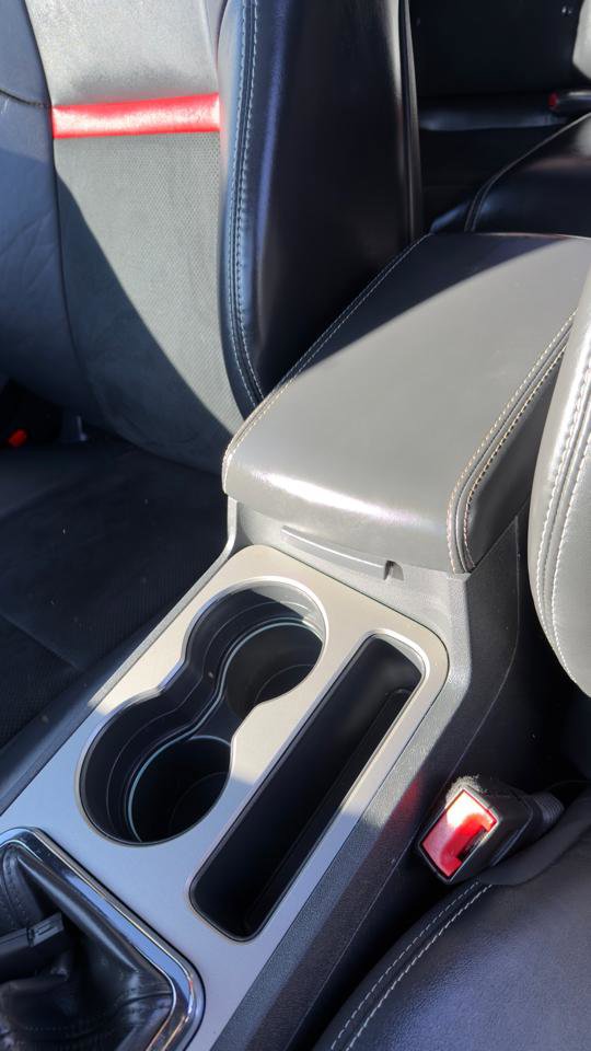 Used 2014 Dodge Challenger SRT8 w/ Harman/Kardon Audio Group image 32