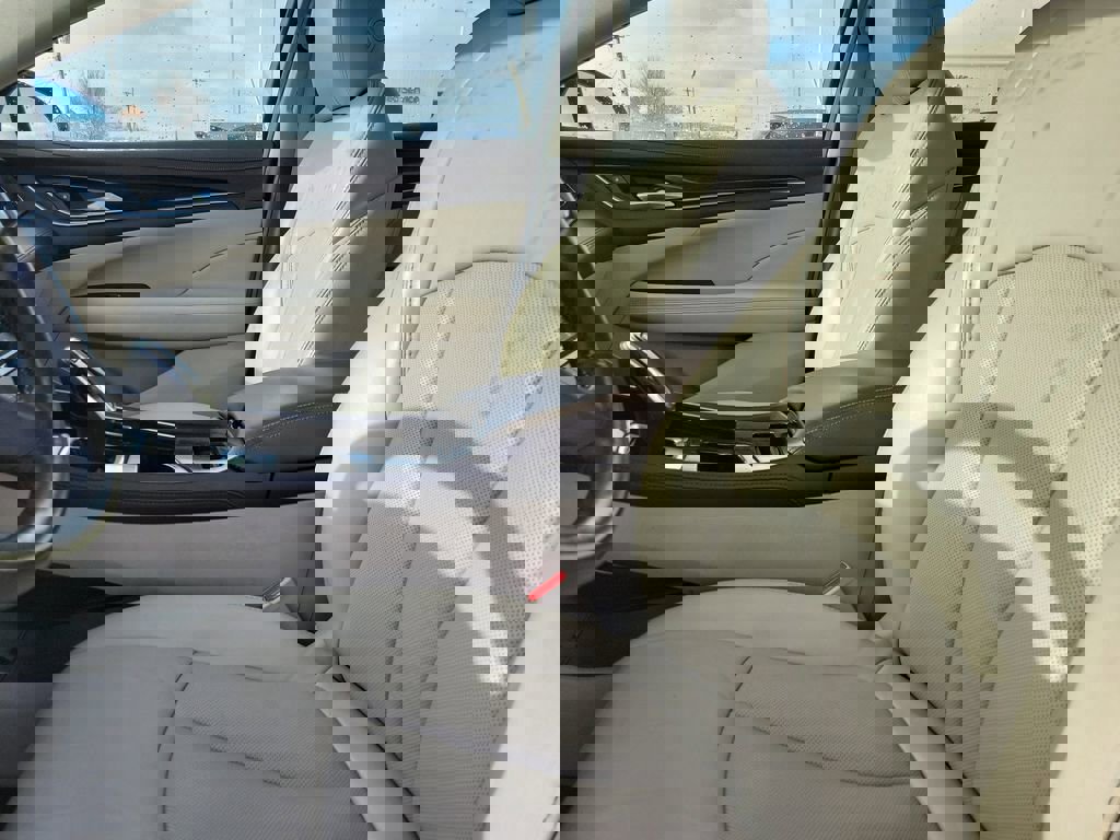 Used 2019 Buick LaCrosse Essence w/ Sights and Sounds Package image 16