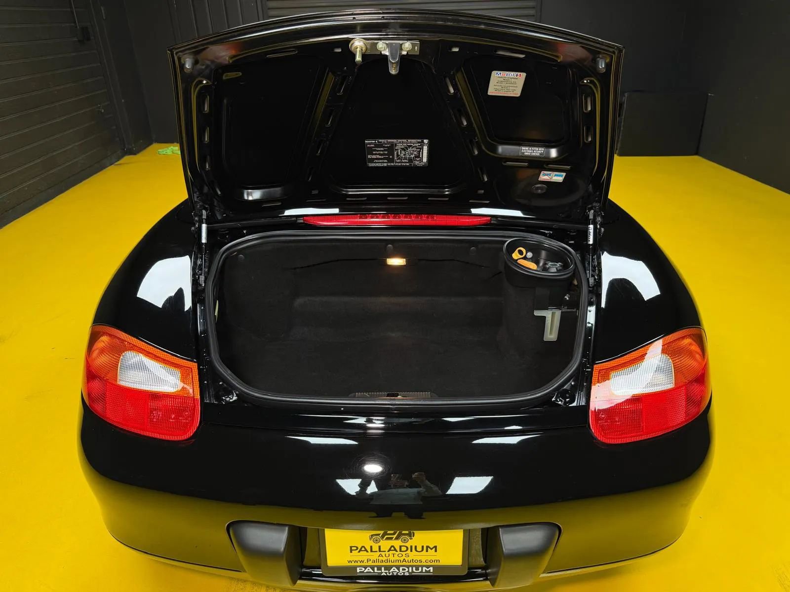 Used 2002 Porsche Boxster S RWD image 20