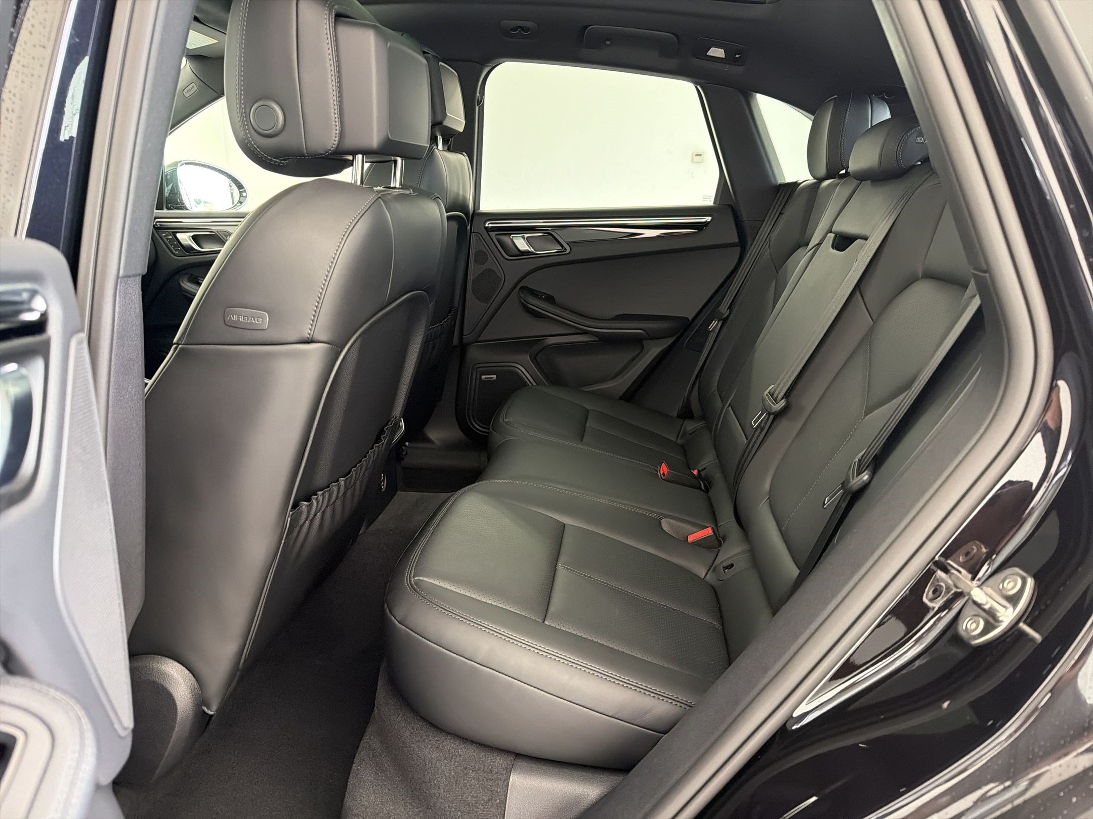New 2026 Porsche Macan S AWD/4WD image 14