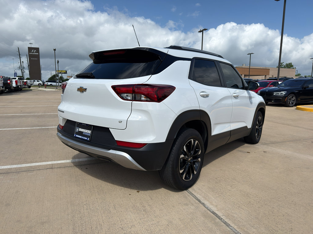Used 2023 Chevrolet TrailBlazer LT FWD image 9