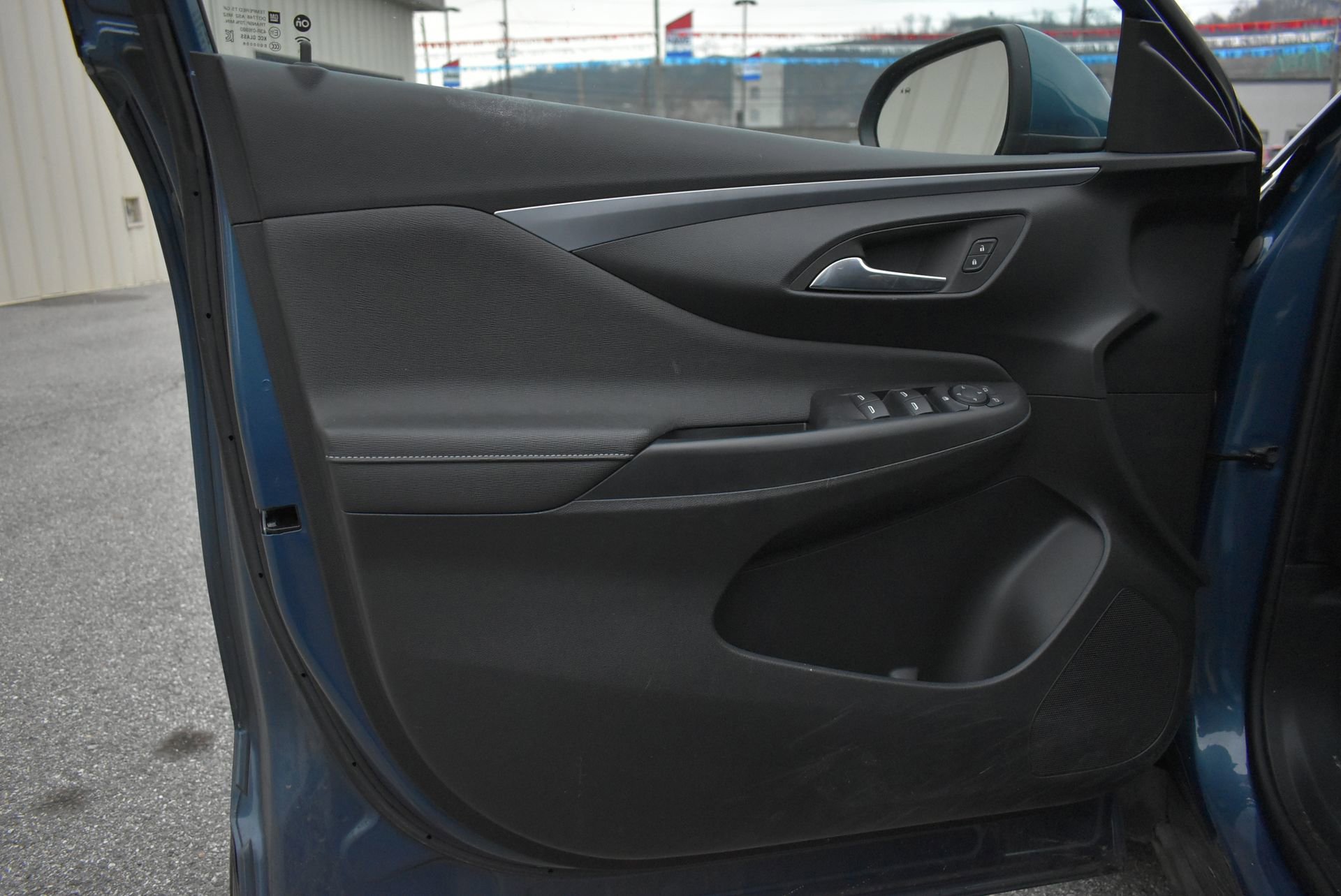 Used 2024 Buick Envista Preferred w/ Convenience I Package image 9