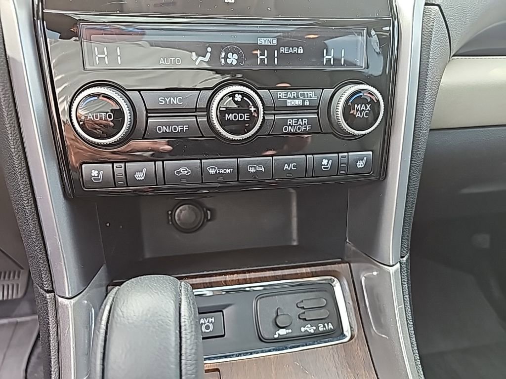Used 2022 Subaru Ascent Touring image 32