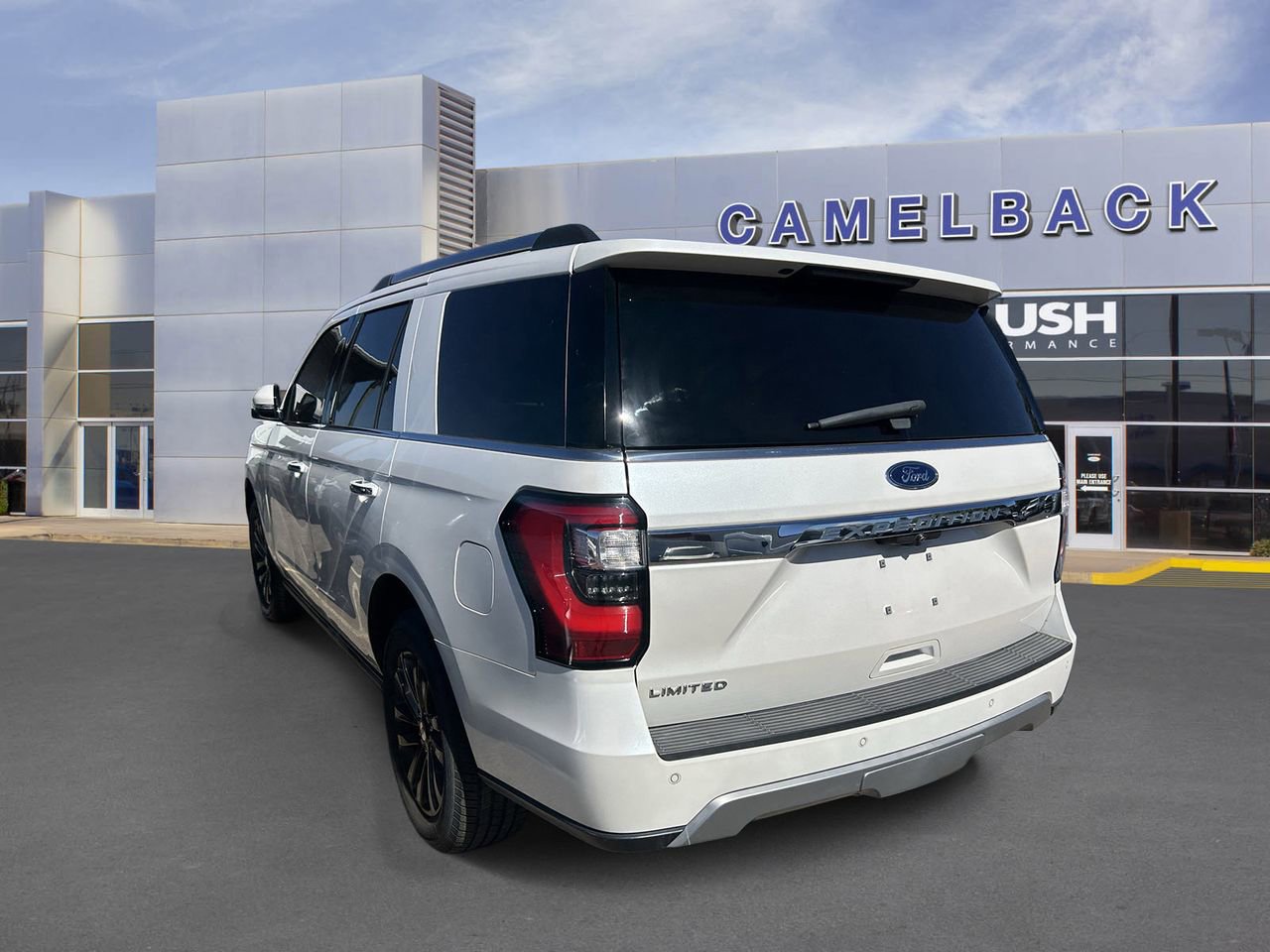 Used 2019 Ford Expedition Limited w/ Driver Assistance Package AWD/4WD image 7