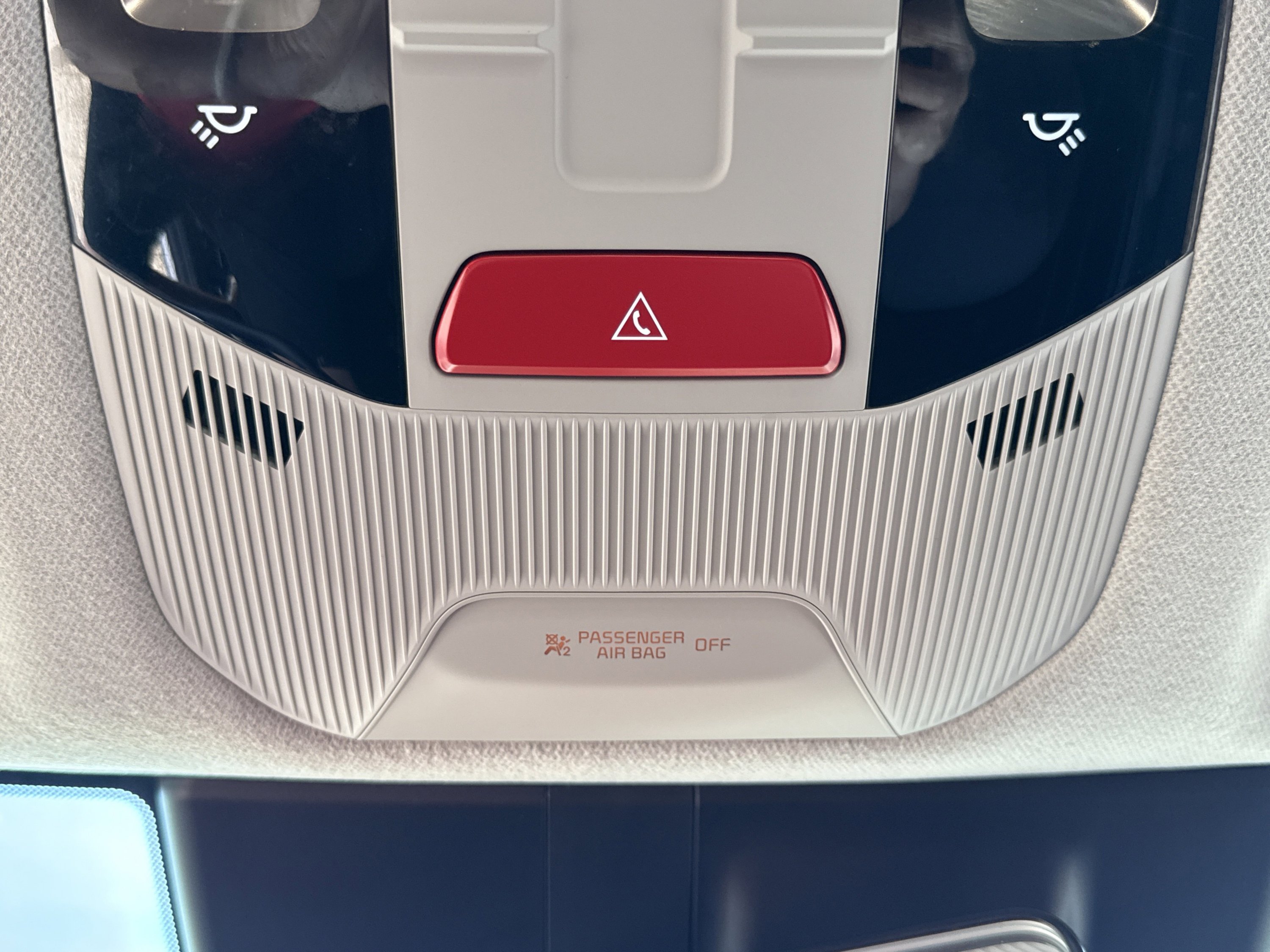New 2025 Kia K4 FWD image 30