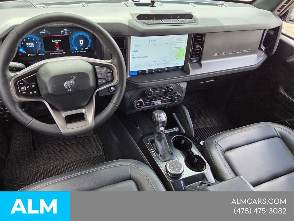 Used 2025 Ford Bronco Badlands AWD/4WD image 9
