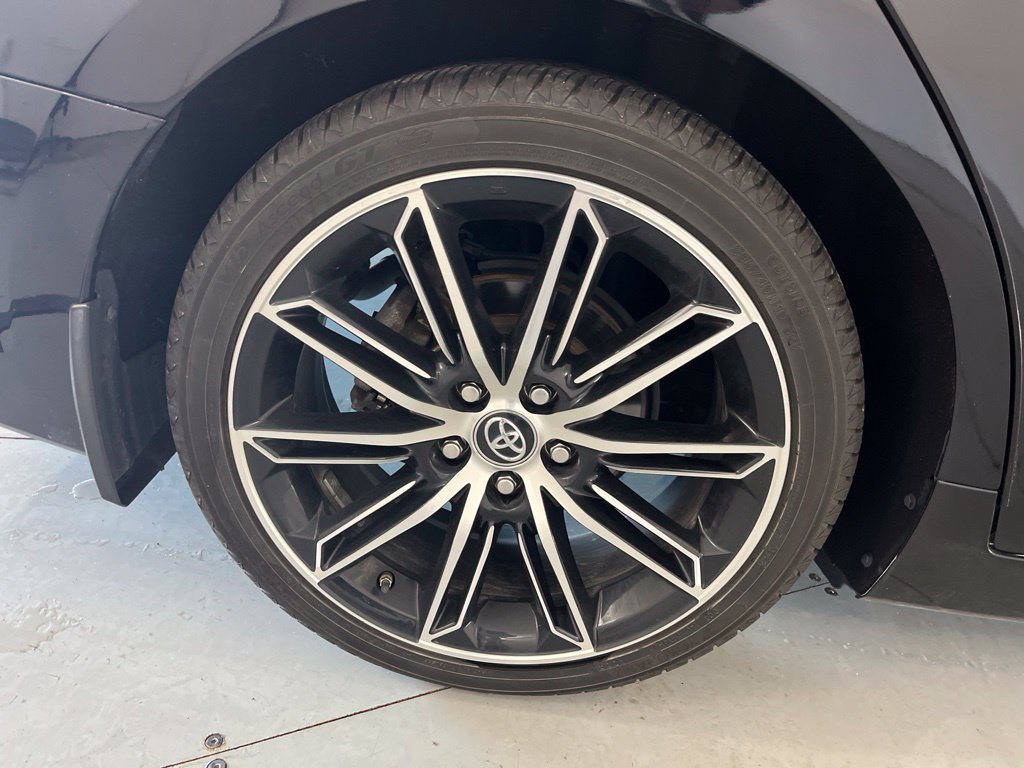 Used 2019 Toyota Avalon XSE w/ All Weather Liner Package FWD image 16