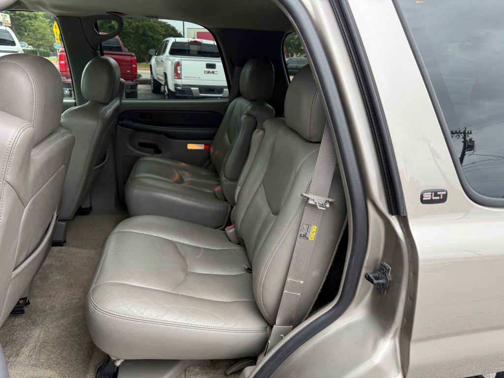 Used 2003 GMC Yukon SLT w/ 1SD Preferred Equipment Group image 14