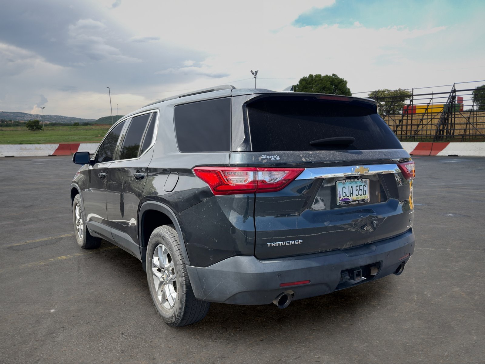 Used 2020 Chevrolet Traverse LT FWD image 4