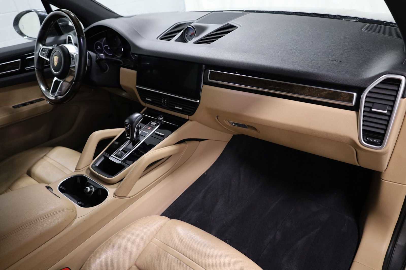 Used 2019 Porsche Cayenne image 6