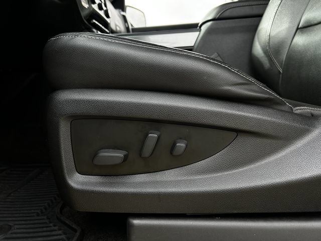 Used 2018 Chevrolet Silverado 1500 LTZ Z71 w/ LTZ Plus Package AWD/4WD image 28