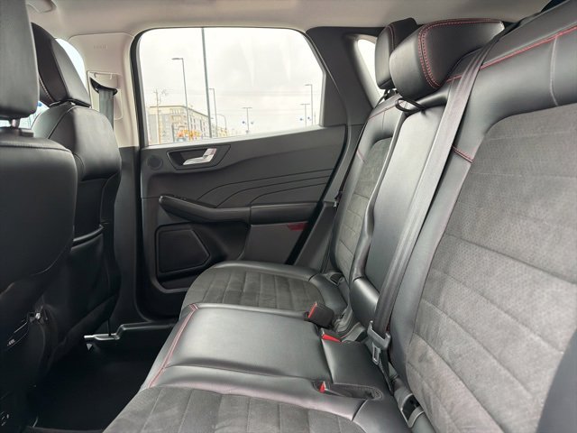 Used 2022 Ford Escape SEL w/ SEL Stealth AWD Package image 18