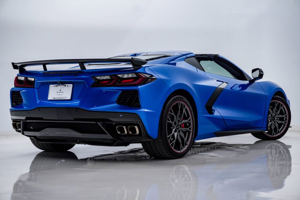 Used 2025 Chevrolet Corvette Stingray Premium Cpe w/ Z51 Performance Package RWD image 10