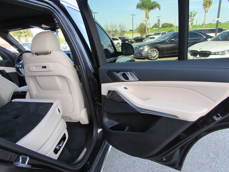 Used 2020 BMW X5 xDrive40i w/ Premium Package AWD/4WD image 35