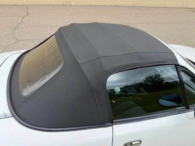 Used 1990 MAZDA MX-5 Miata RWD image 37