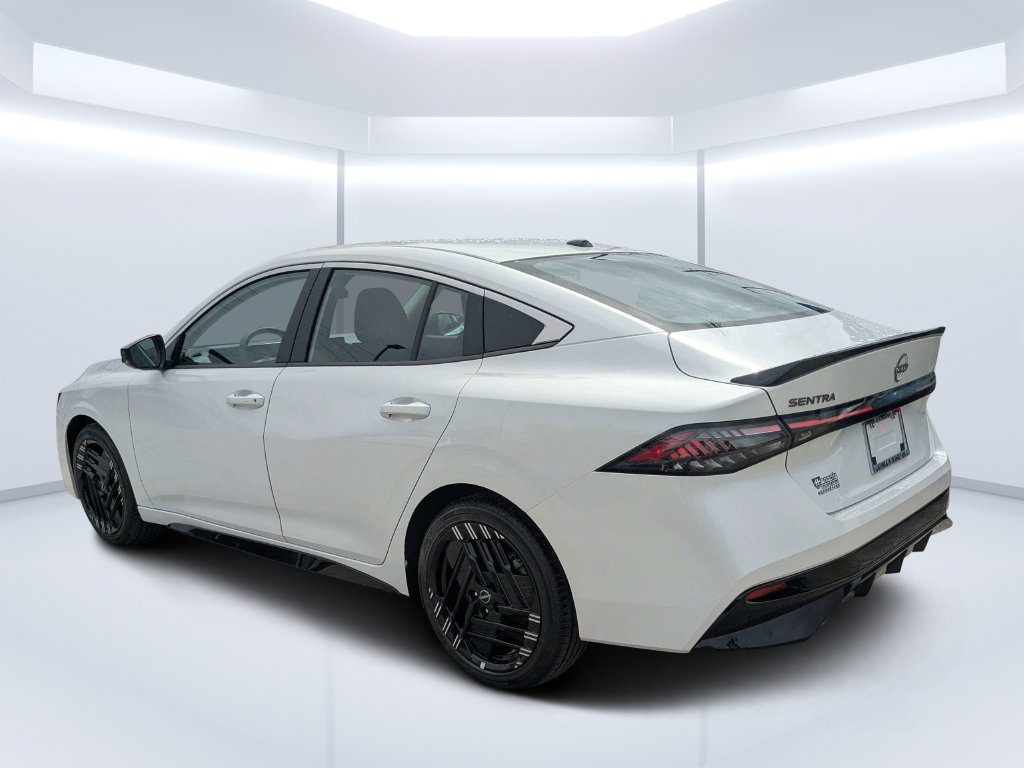 Used 2027 Nissan Sentra SR w/ SR All Weather Package FWD image 6