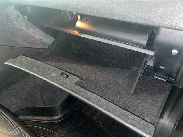 Used 2017 Chrysler 300 C image 15