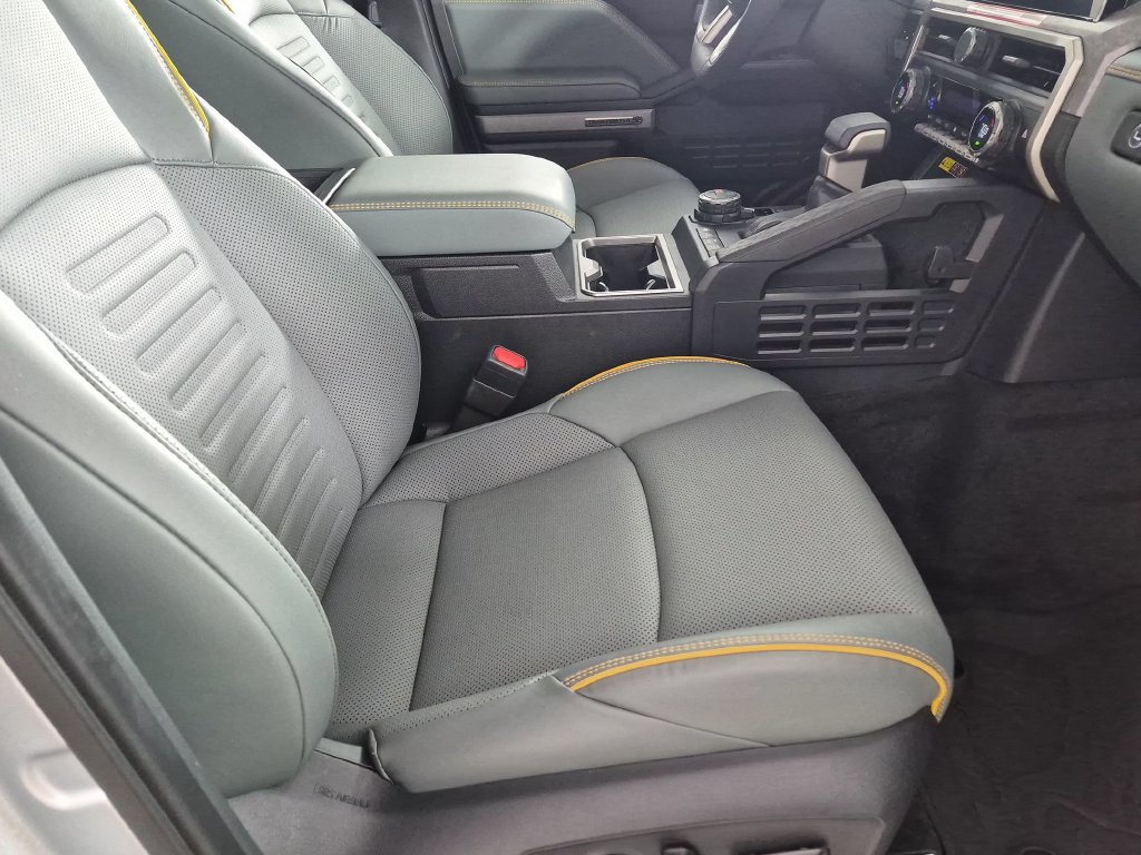 Used 2025 Toyota Tacoma 4x4 Double Cab Hybrid image 28