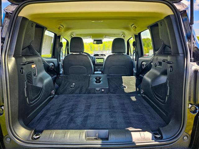 Certified 2022 Jeep Renegade Limited AWD/4WD image 37