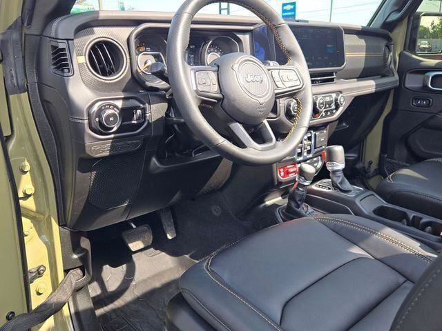 Certified 2025 Jeep Wrangler Unlimited Rubicon 392 AWD/4WD image 24