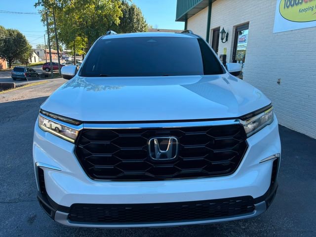Used 2023 Honda Pilot Touring image 8