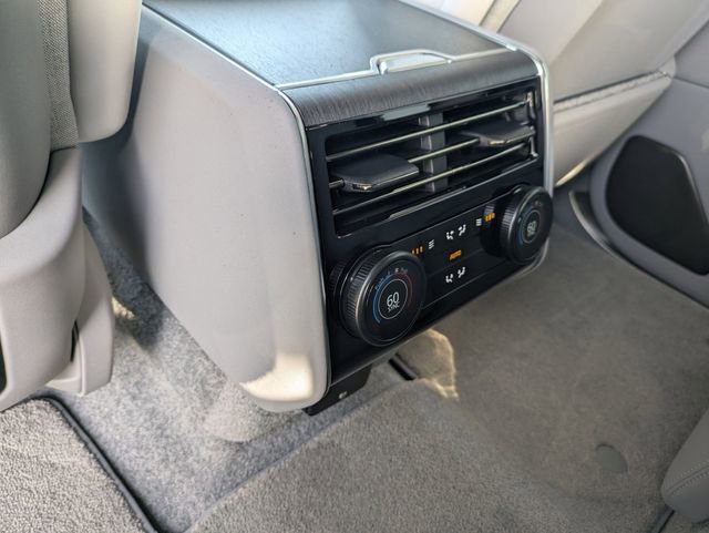 New 2026 Land Rover Range Rover SV image 13