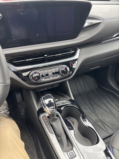 Used 2025 Buick Envista Sport Touring w/ Convenience I Package image 15