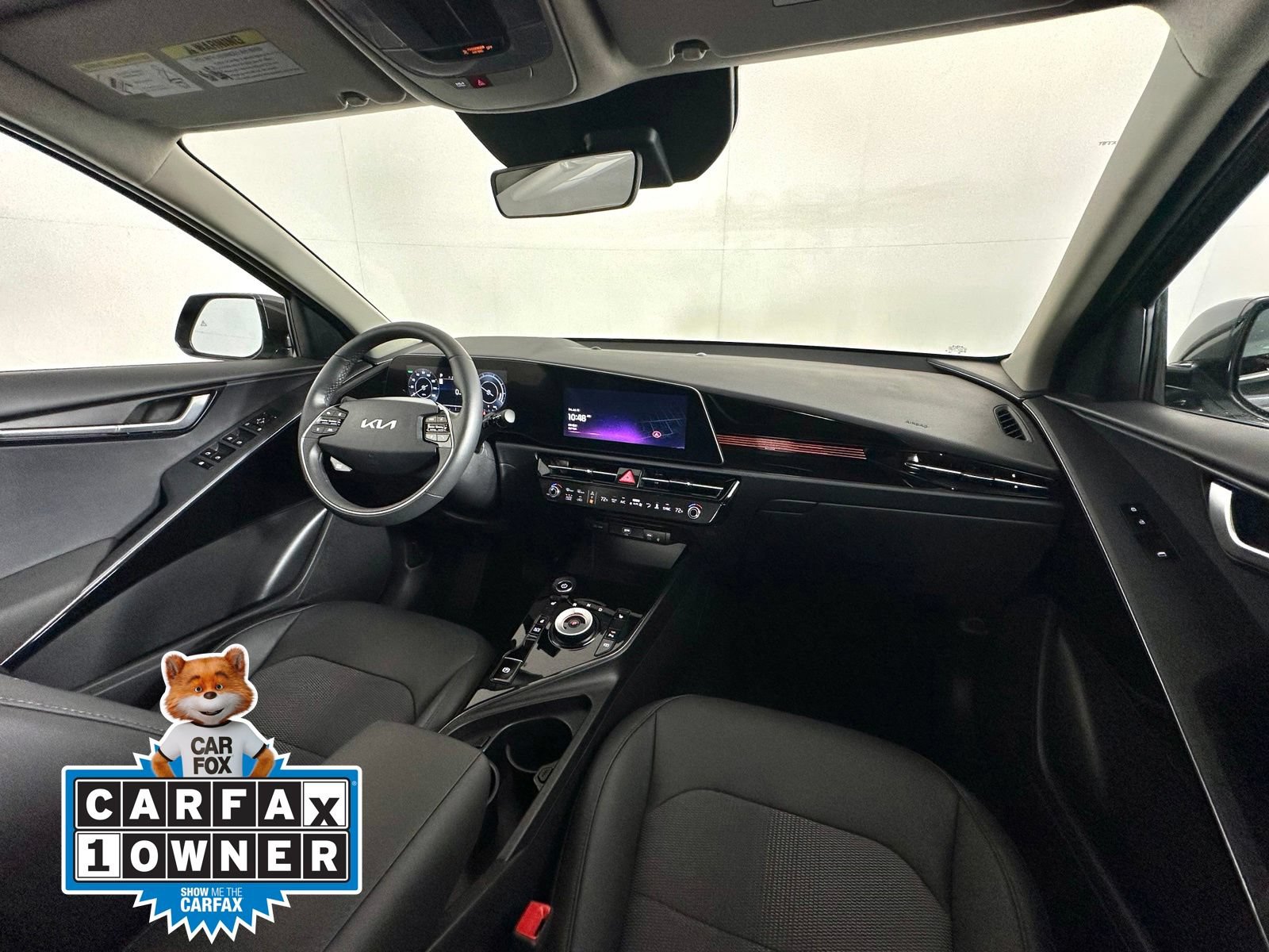 Used 2025 Kia Niro Wind w/ Wind Preserve Package FWD image 2
