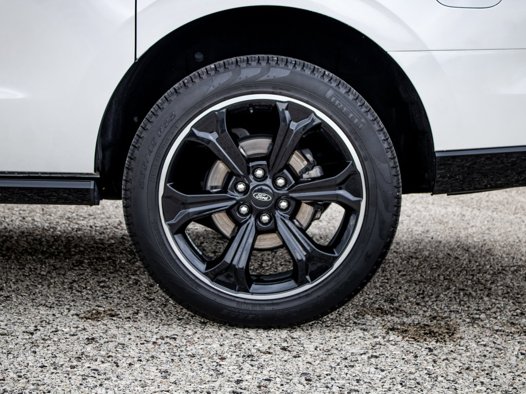 Used 2024 Ford Expedition Max Limited AWD/4WD image 12