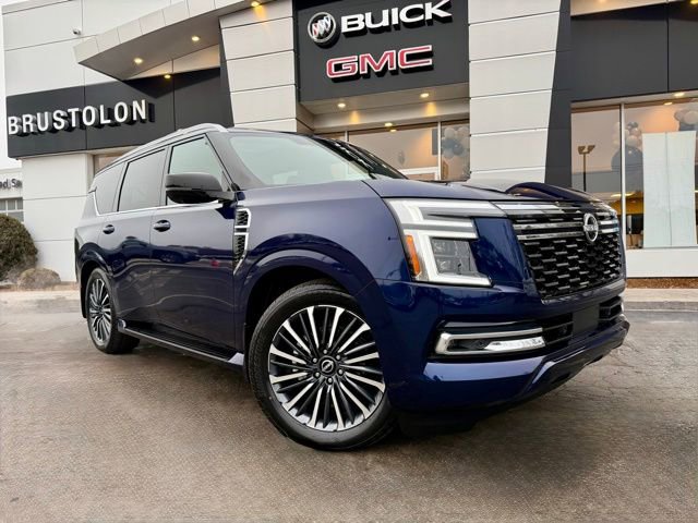 Used 2025 Nissan Armada Platinum Reserve image 3