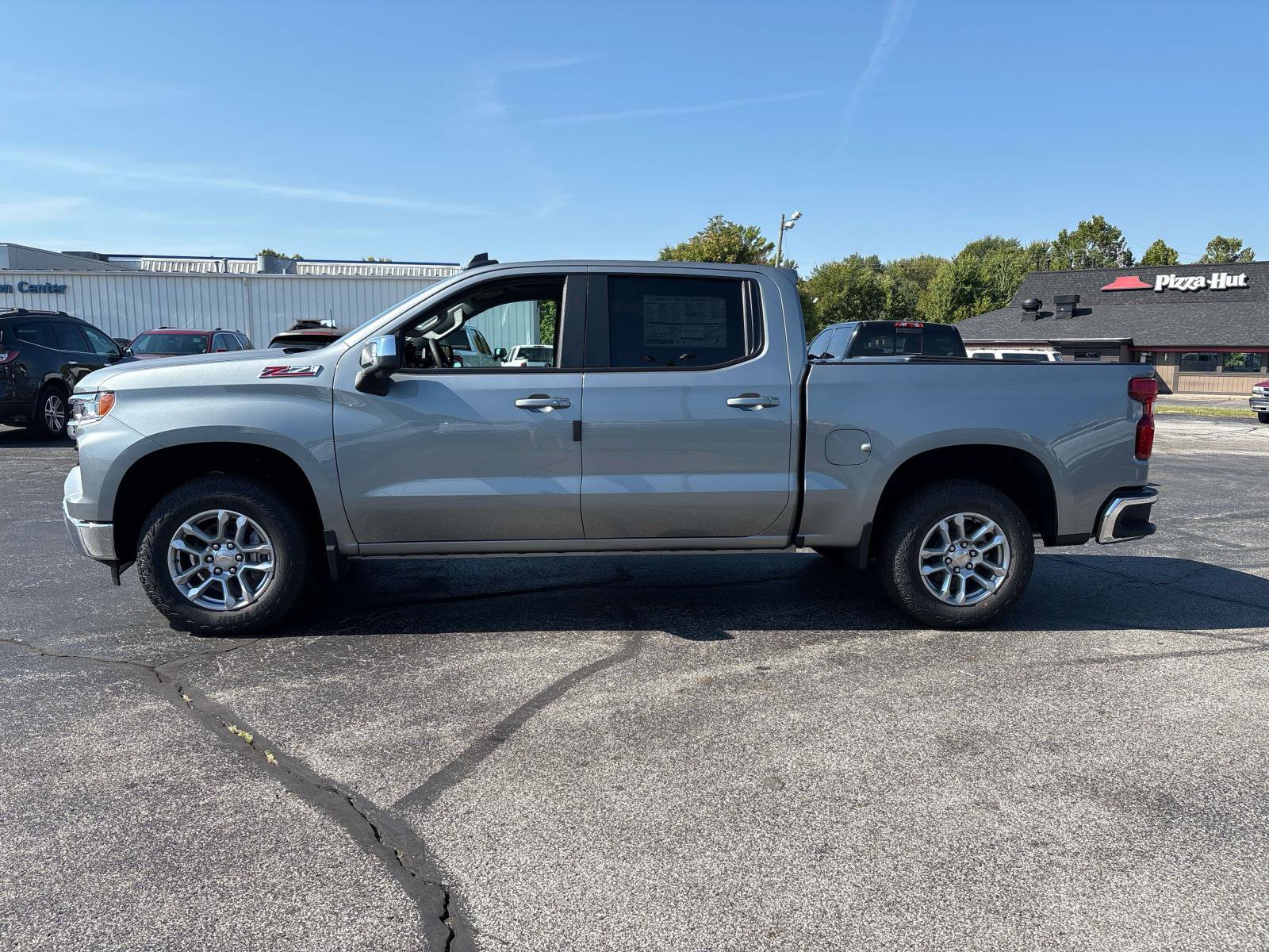 New 2026 Chevrolet Silverado 1500 LT image 2