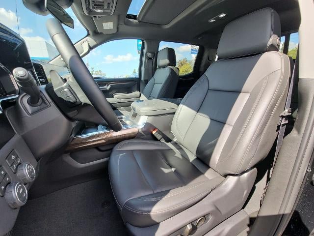 Used 2026 Chevrolet Silverado 1500 LT Trail Boss w/ Convenience Package II AWD/4WD image 19