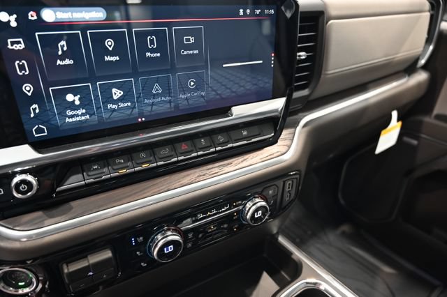 New 2026 GMC Sierra 1500 SLT w/ SLT Premium Plus Package AWD/4WD image 17