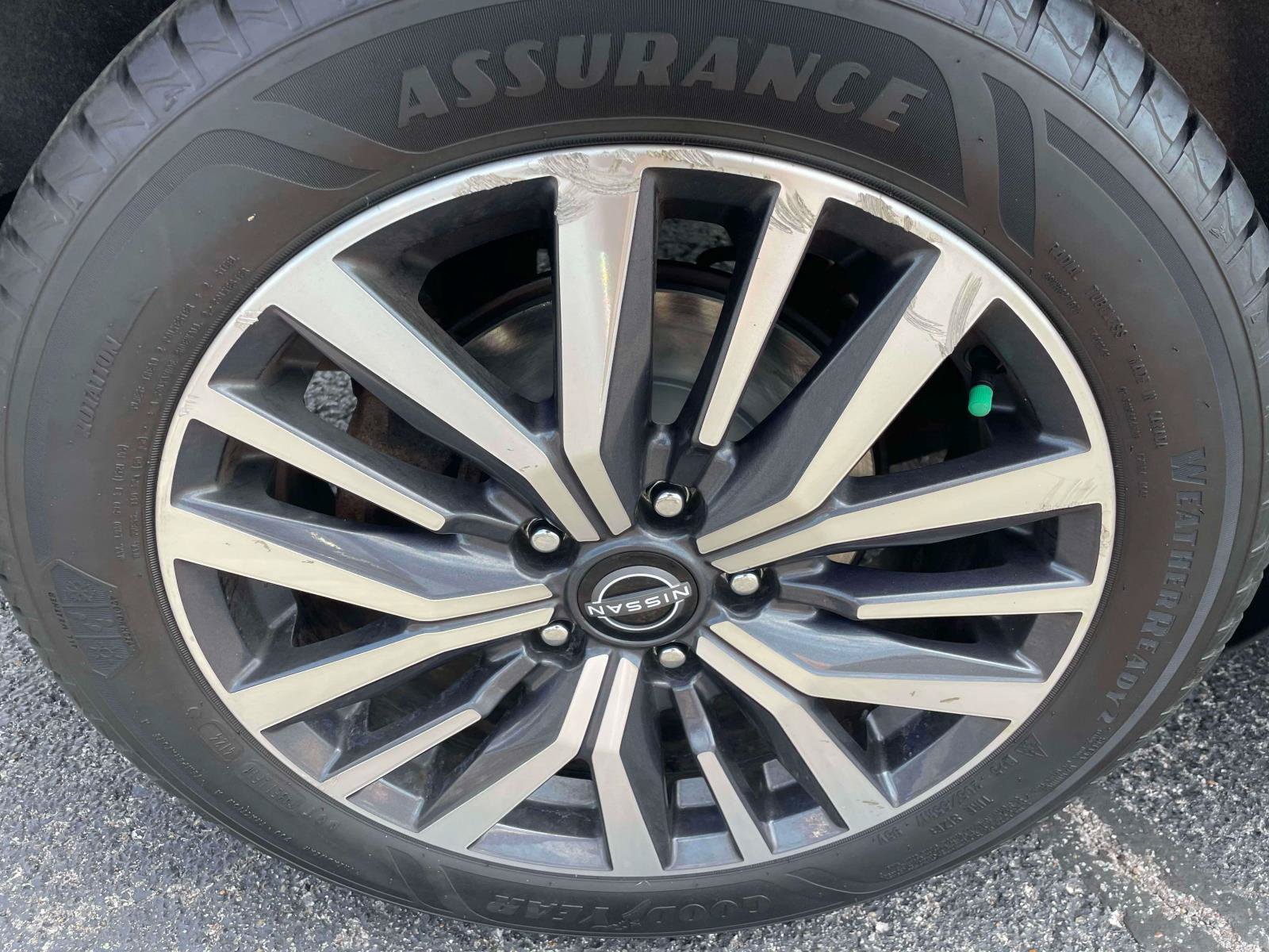 Used 2023 Nissan Kicks SV w/ Interior Electronics Package FWD image 10