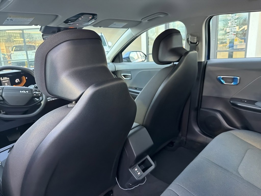New 2025 Kia K4 LXS image 21