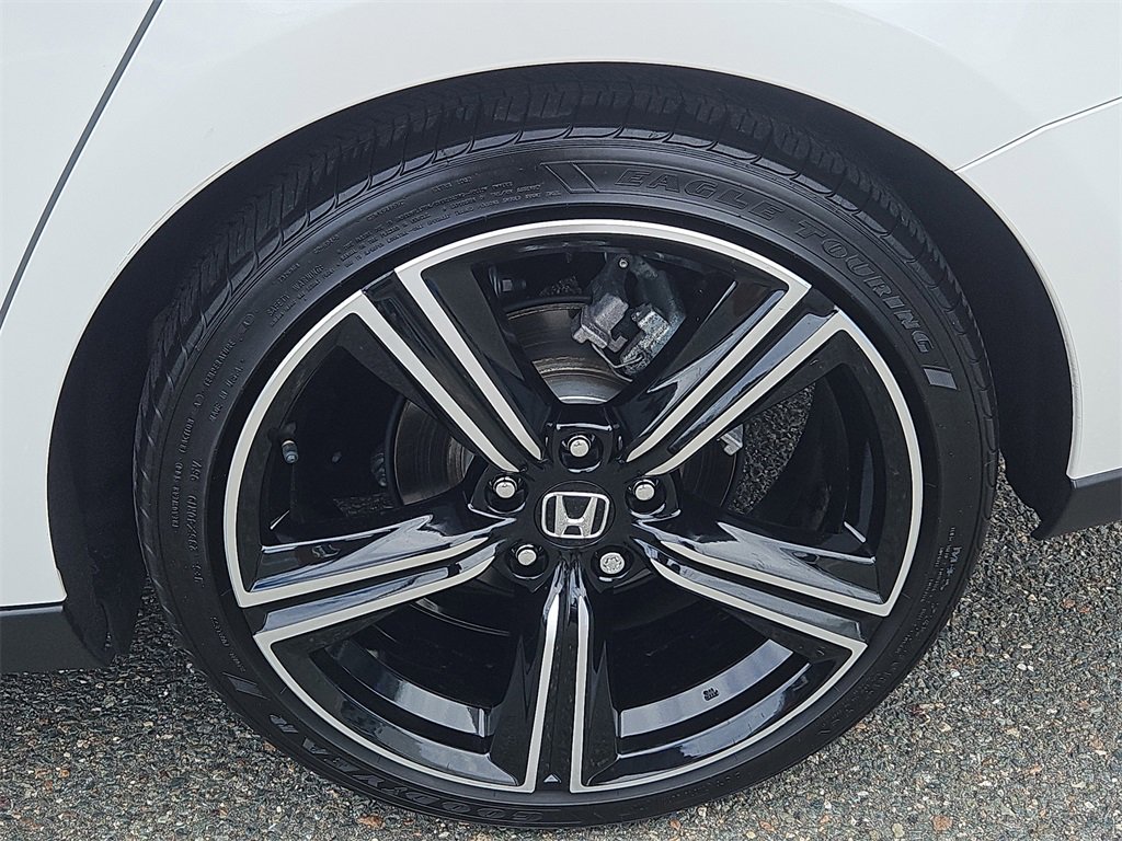 Used 2024 Honda Accord Sport image 8