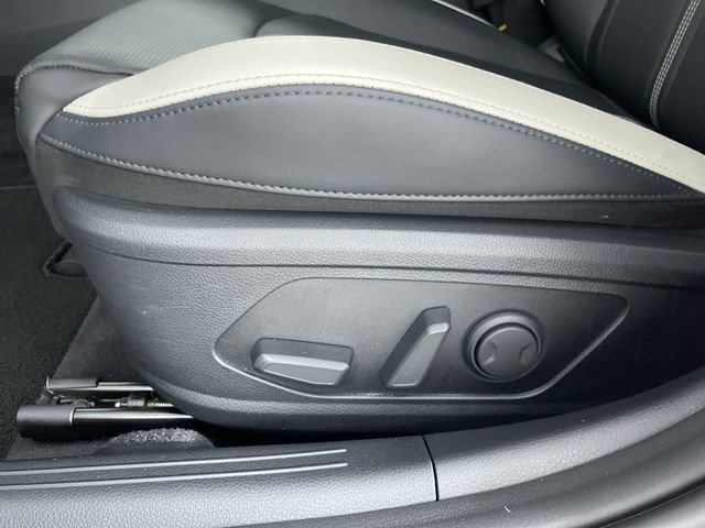 Used 2025 Kia K5 GT-Line FWD image 34