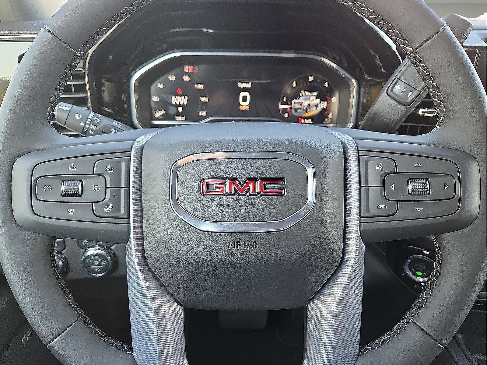 New 2025 GMC Sierra 2500 SLT w/ SLT Convenience Package AWD/4WD image 24